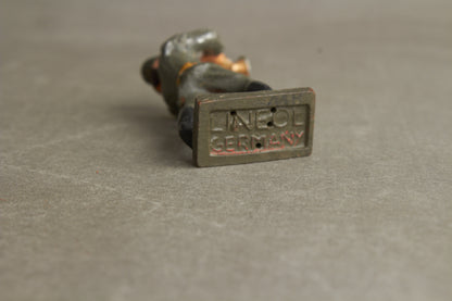 WW2 Tysk Lineol Legetøjssoldat. Original.