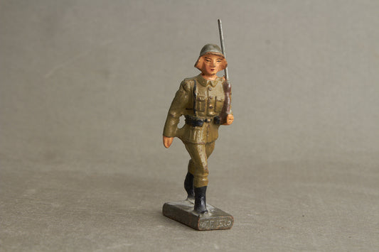 WW2 Tysk Lineol Legetøjssoldat. Original.