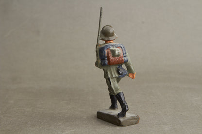 WW2 Tysk Lineol Legetøjssoldat. Original.