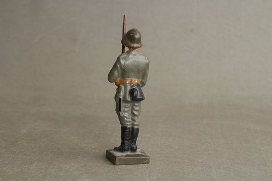 WW2 Tysk Lineol Legetøjssoldat. Original.