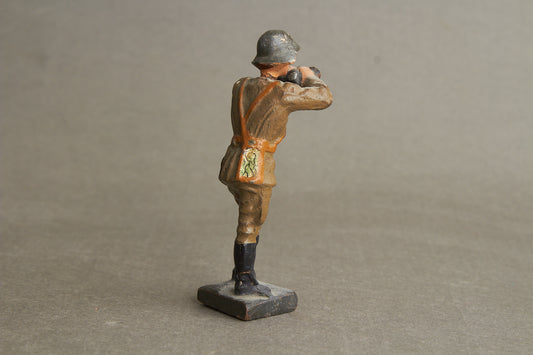 WW2 Tysk Lineol Legetøjssoldat. Original.