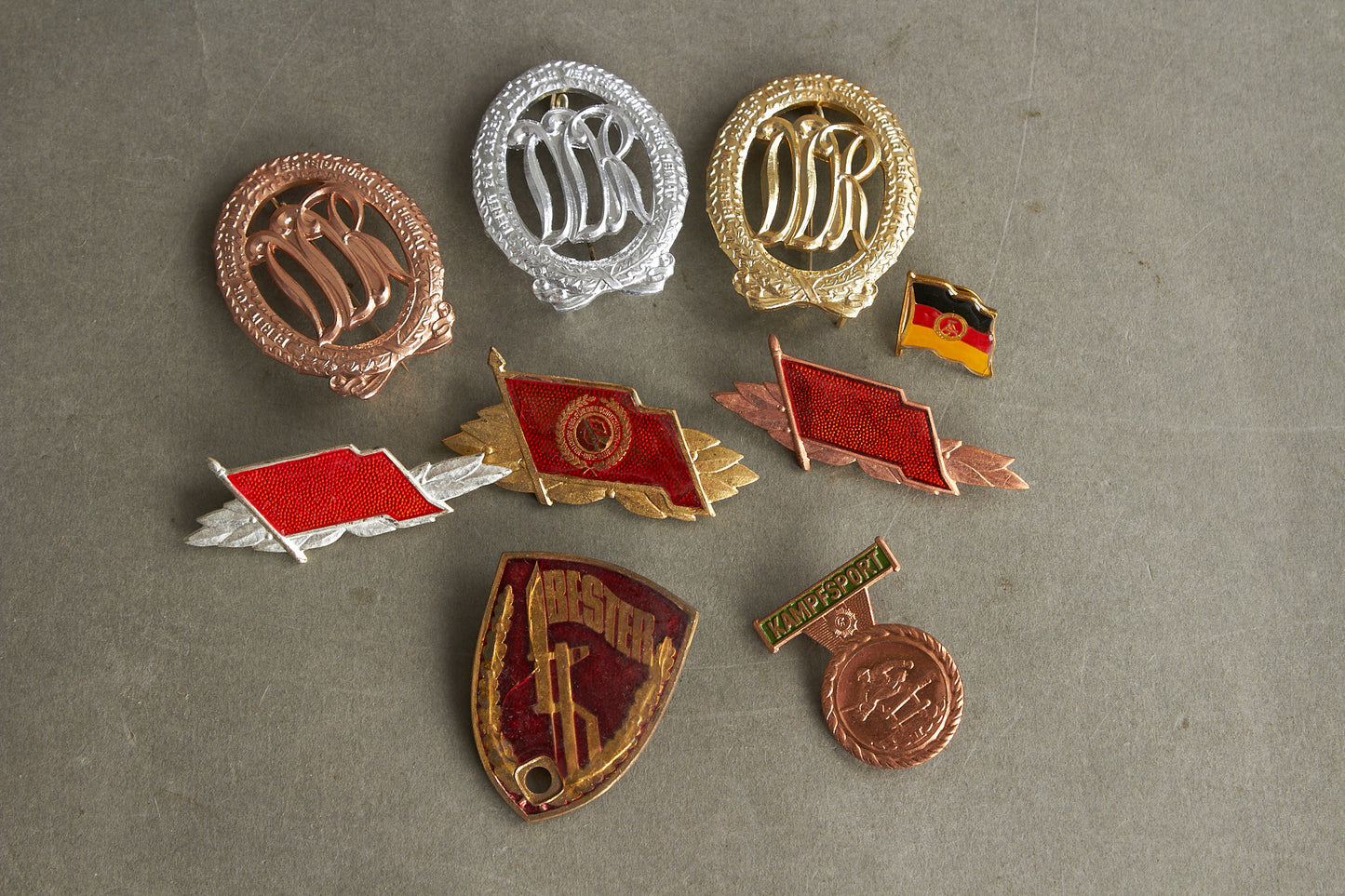 Østtysk DDR Medalje/Pins/Tinnies Lot. Original.