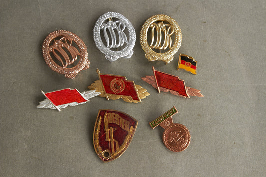 Østtysk DDR Medalje/Pins/Tinnies Lot. Original.