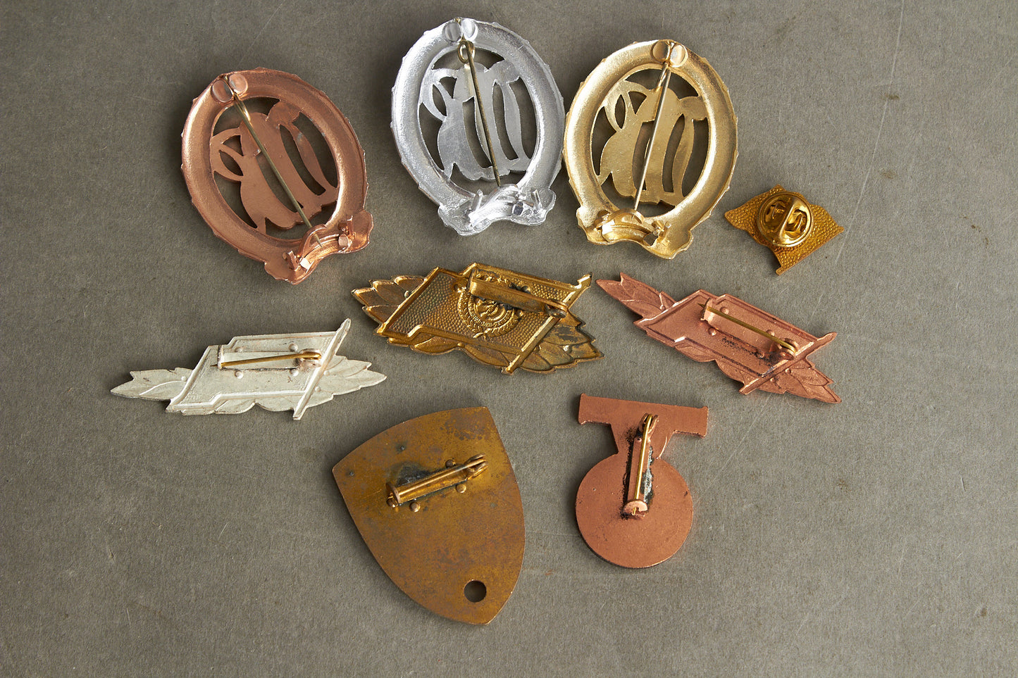 Østtysk DDR Medalje/Pins/Tinnies Lot. Original.
