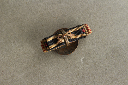 WW1/WW2 Tysk Knaphuls Spange. 4 medaljer. Original.