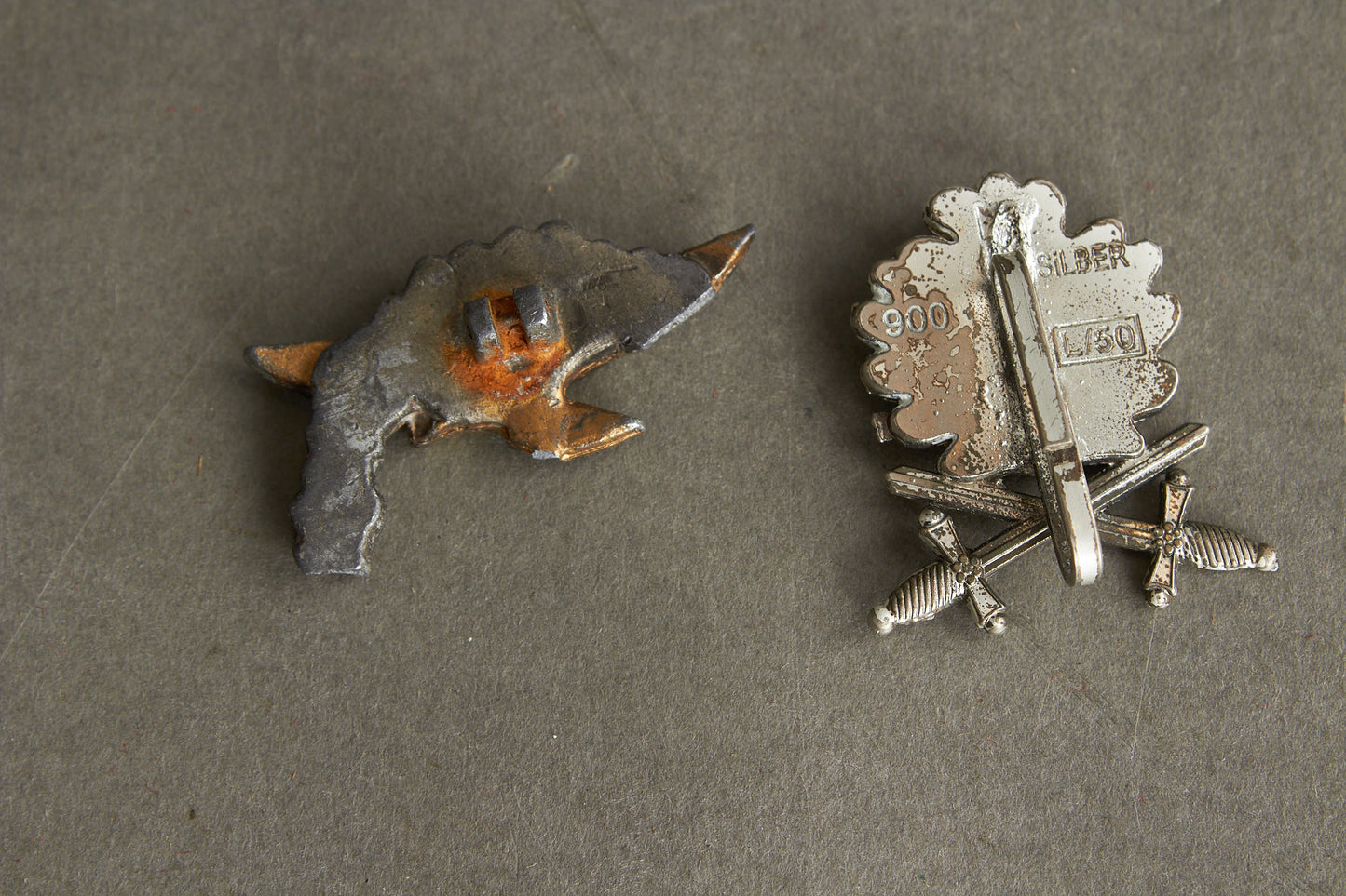 WW2 Tysk Egeløv m. Sværd til Ridderkorset og toppen af en Luftwaffe medalje. Kopi.