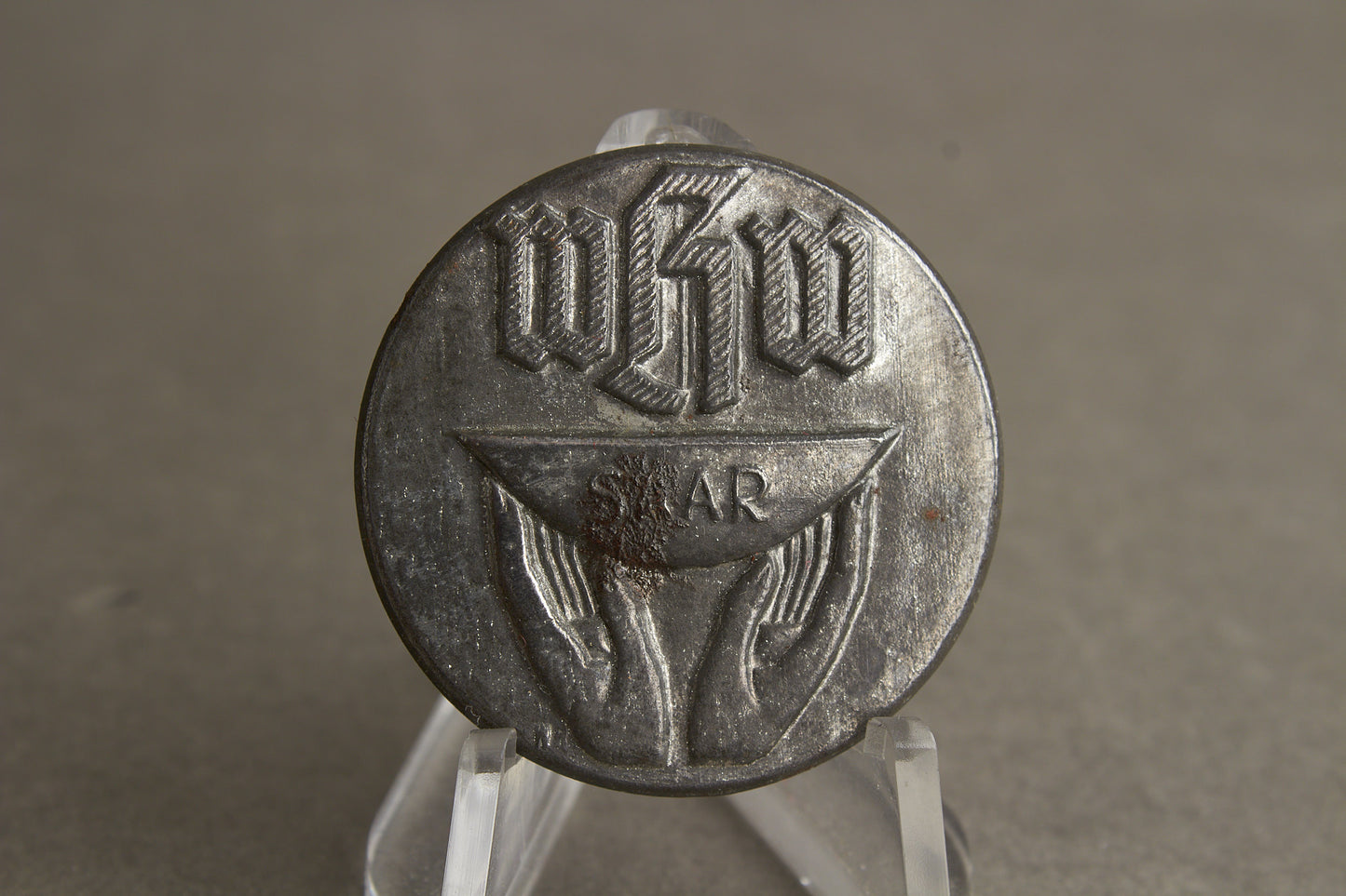 WW2 Tysk W.H.W / NSDAP Tinnie. Original.