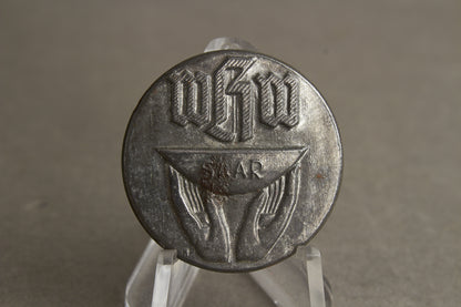 WW2 Tysk W.H.W / NSDAP Tinnie. Original.