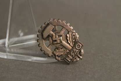 WW2 Tysk NSAO Medlesmærke. Original.