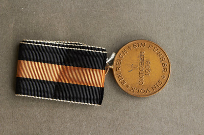 WW2 Tysk 1. Oktober 1938 Medalje. Original.