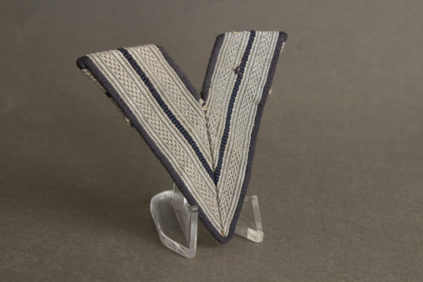 WW2 Tysk Luftwaffe Rangvinkel. Original.