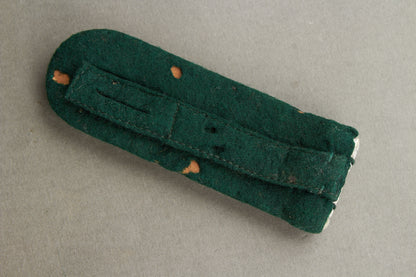 WW2 Tysk Heeres Verwaltung Officer Skulderstrop. Original.