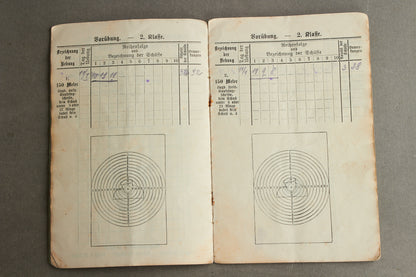 WW1 Tysk Heer "Schiess-Buch". Original.