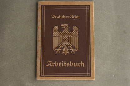 WW2 Tysk Arbeitsbuch fra Flensburg. Efternavn "Hansen". Original.