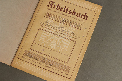 WW2 Tysk Arbeitsbuch fra Flensburg. Efternavn "Hansen". Original.