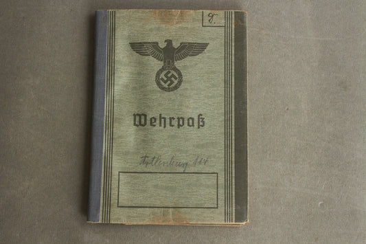WW2 Tysk Wehrpass. Original.