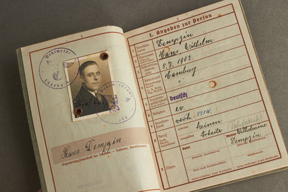 WW2 Tysk Wehrpass. Original.