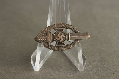 WW2 Tysk NSKOV Medlemsmærke. Original.