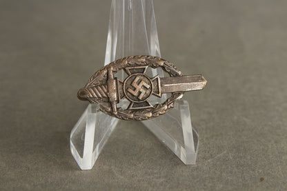 WW2 Tysk NSKOV Medlemsmærke. Original.