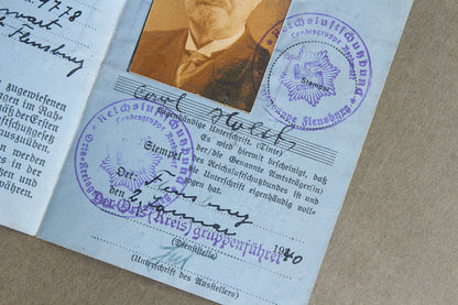 WW2 Tysk Reichs Luftschutzbund "Ausweis" fra Flensborg. Original.