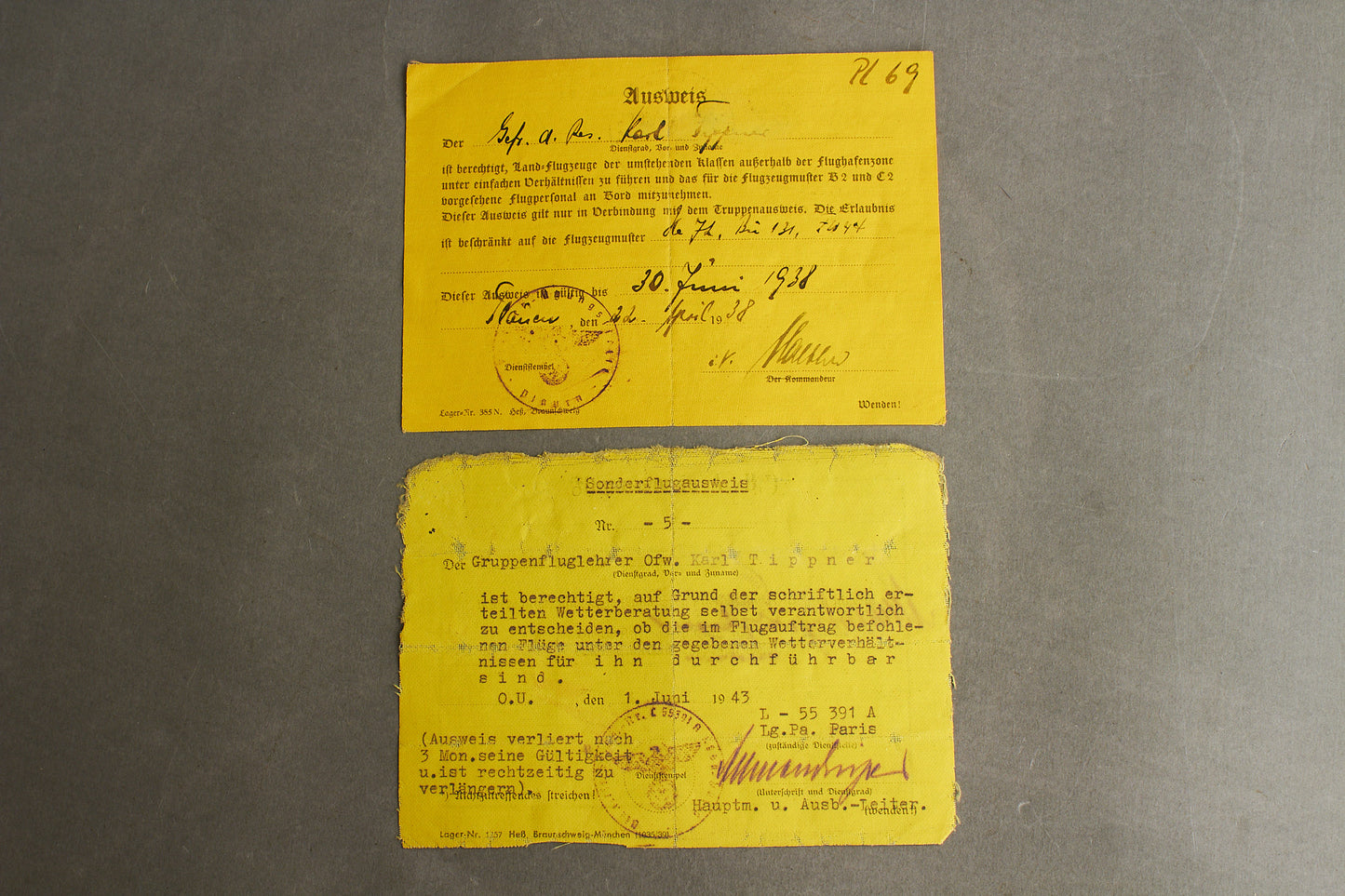 WW2 Tysk Luftwaffe Flyveinstruktør "Ausweis". Udstedt i Lg.-Pa. Paris. Sjælden! Original.