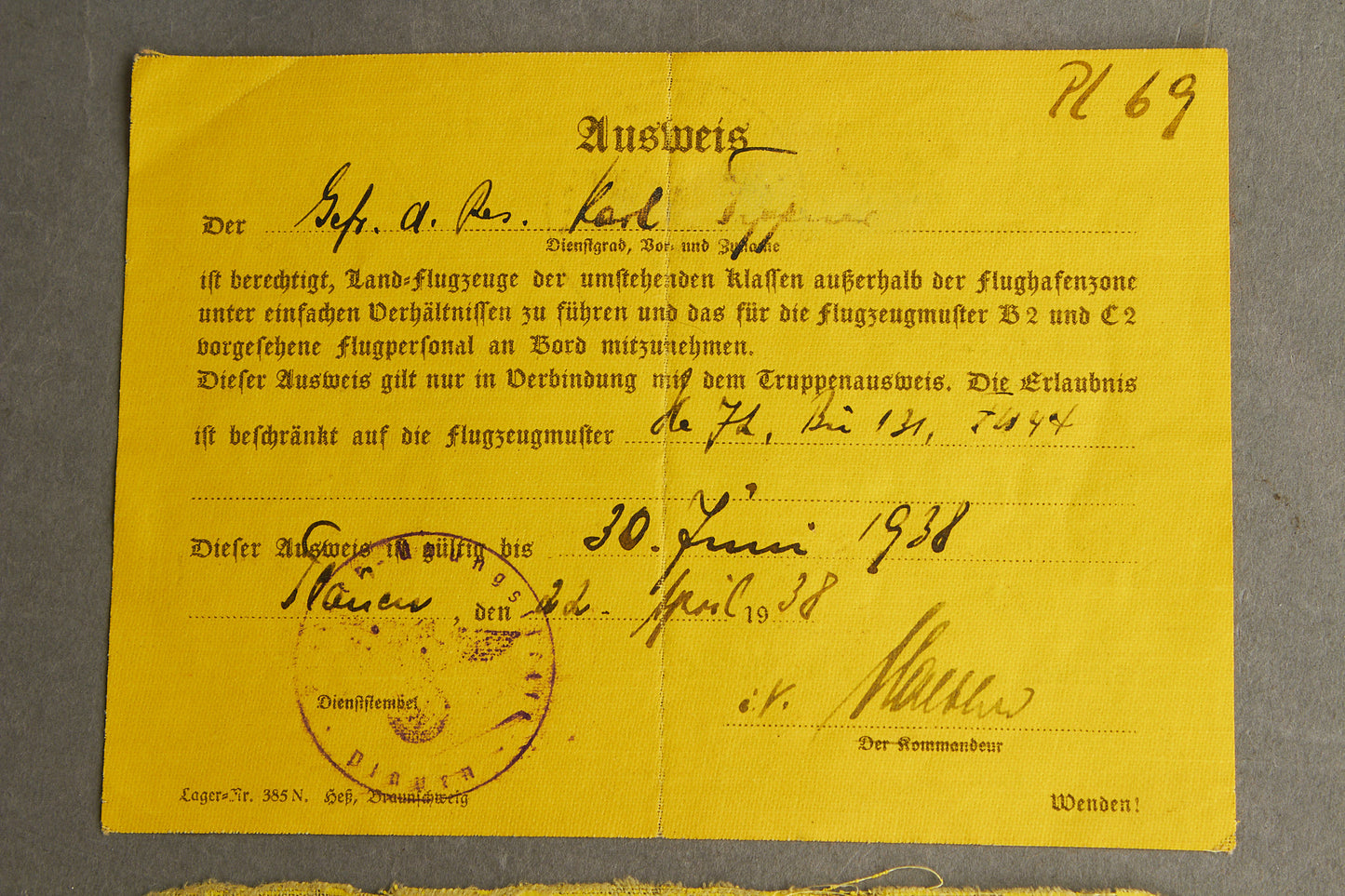 WW2 Tysk Luftwaffe Flyveinstruktør "Ausweis". Udstedt i Lg.-Pa. Paris. Sjælden! Original.