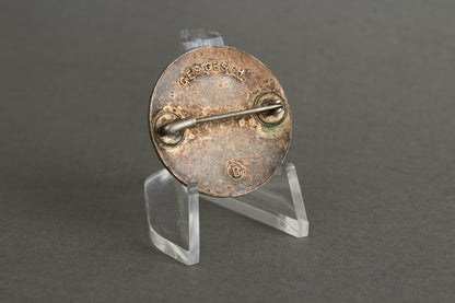WW2 Tysk DRK (Deutsches Rotes Kreuz) "Helferin" Brosche. Original.