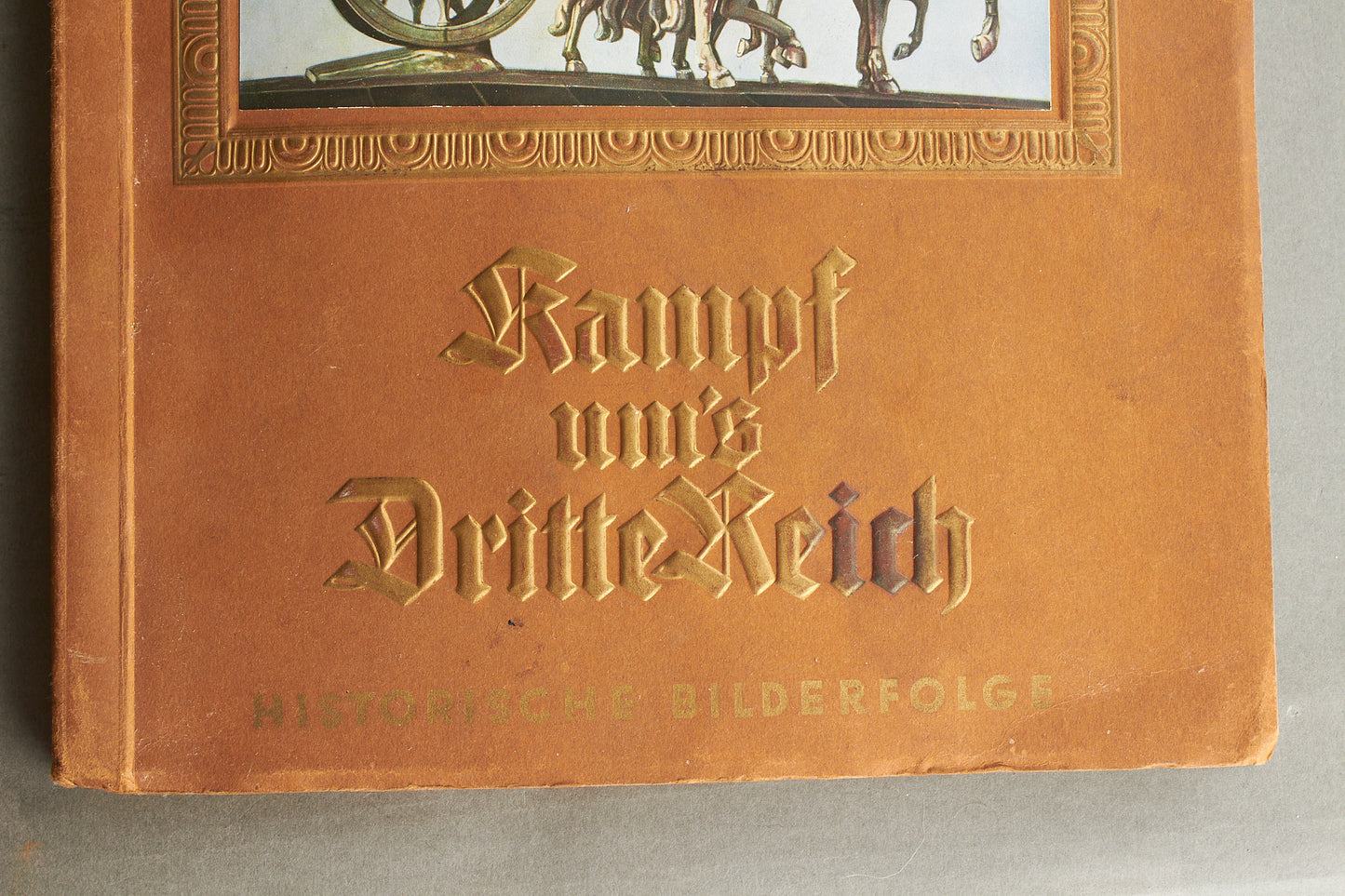 WW2 Tysk NSDAP "Cigaretten Album" "Kampf um's Drittes Reich". Næsten komplet. Original.