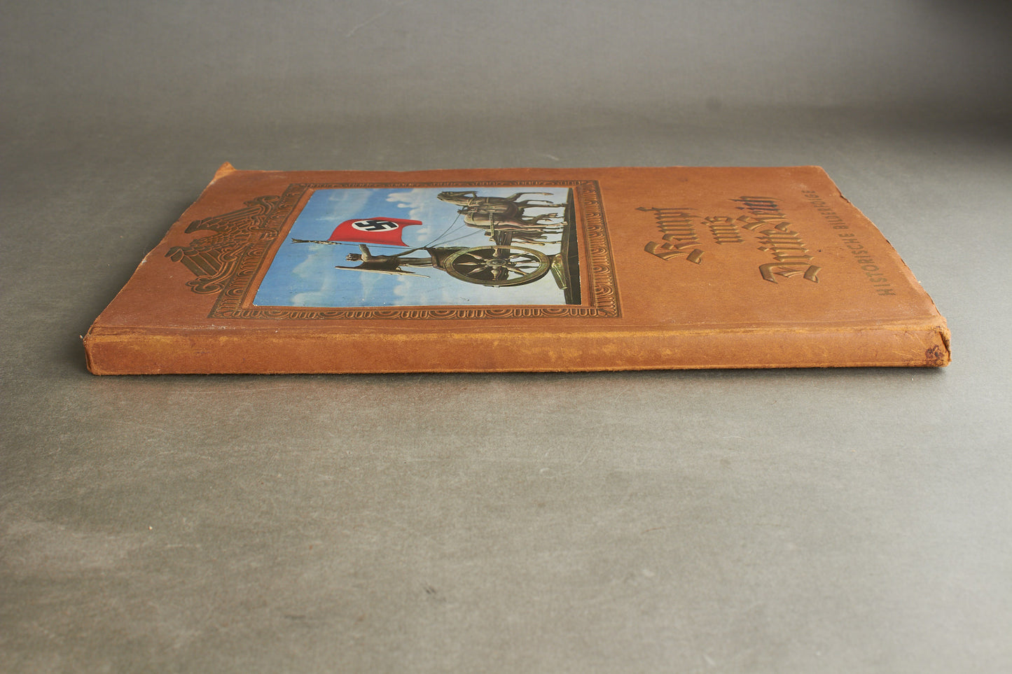 WW2 Tysk NSDAP "Cigaretten Album" "Kampf um's Drittes Reich". Næsten komplet. Original.