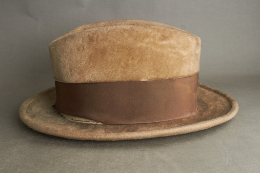 WW1/WW2 Tysk Hat fra 1920/30'erne. God til display. Original.
