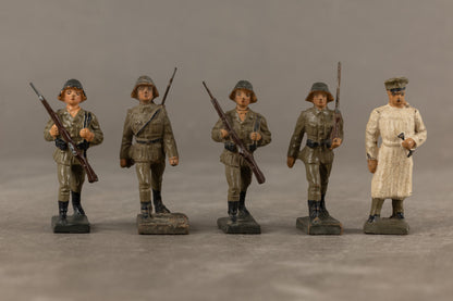 WW2 Tysk Lot af Lineol Figurer. 5 stk. Original.