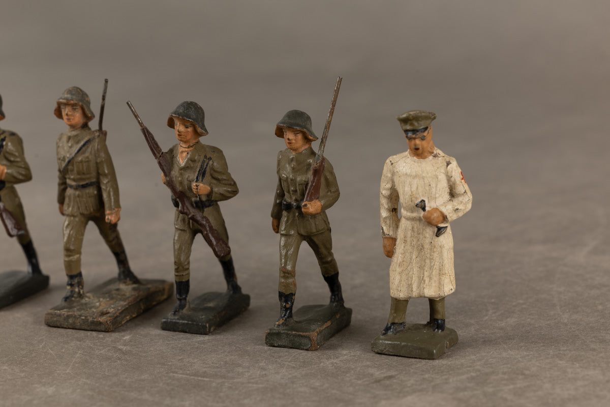 WW2 Tysk Lot af Lineol Figurer. 5 stk. Original.