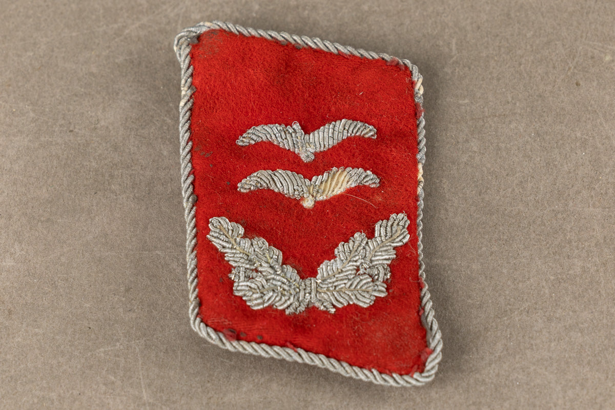 WW2 Tysk Luftwaffe Kravespejl. Til sommeruniform (med knapper). Original.