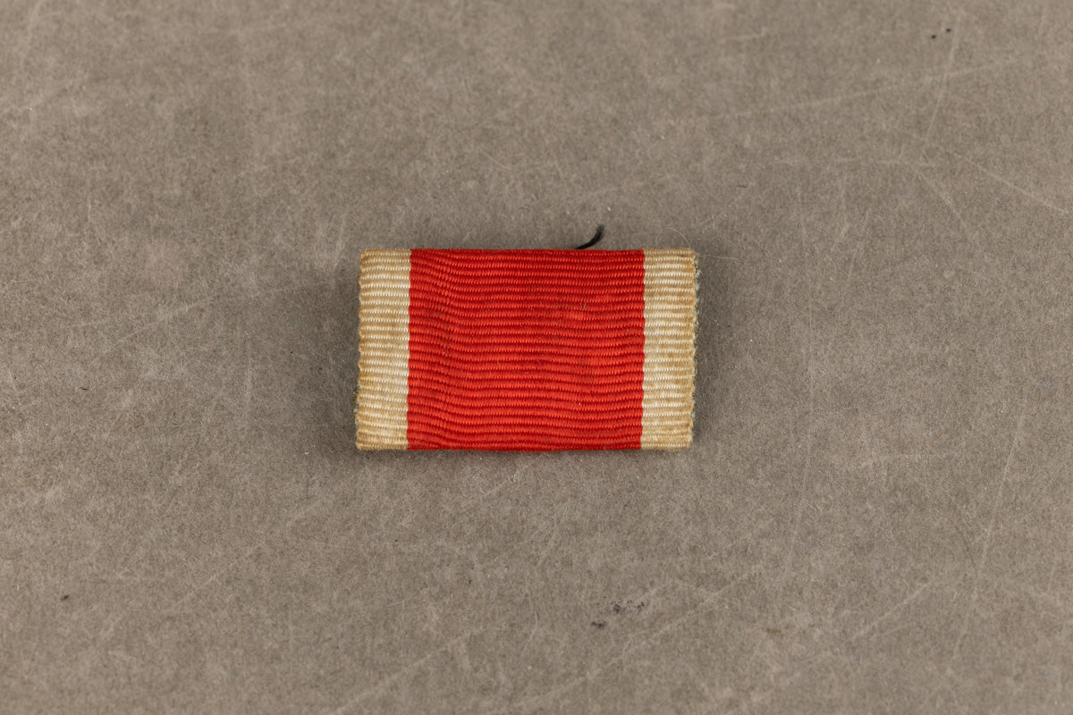 WW2 Tysk Båndspange. (Rødekors) Original.