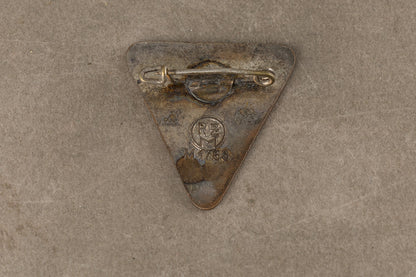 WW2 Tysk "Frauenschaft" Leder (Sort kant=Kreisfrauenschaftsleiterin/Kreisleitung) Medlemsmærke. Sjælden. Original.