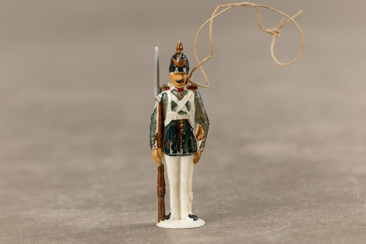 WW2 Tysk WHW Figur. En af de bedre. Original.