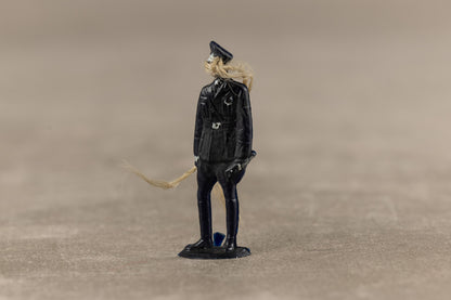 WW2 Tysk WHW "Allgemeine-SS" Figur. Original.