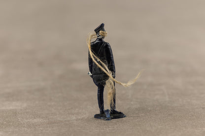 WW2 Tysk WHW "Allgemeine-SS" Figur. Original.