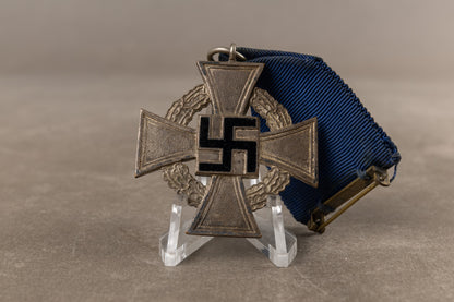 WW2 Tysk "Treudienst-Ehrenzeichen" i 25 år. Original.
