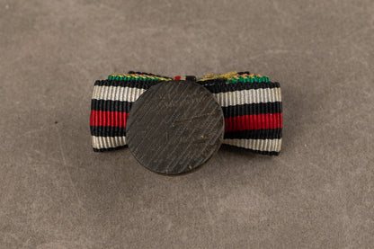 WW1/WW2 Tysk Knaphul spange. Original.