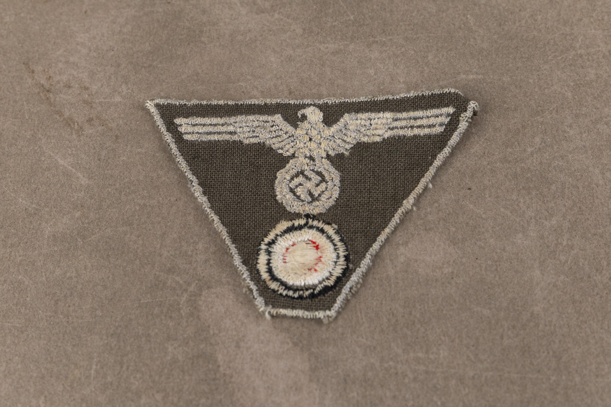 WW2 Tysk Wehrmacht M43 Kasketørn. Original.