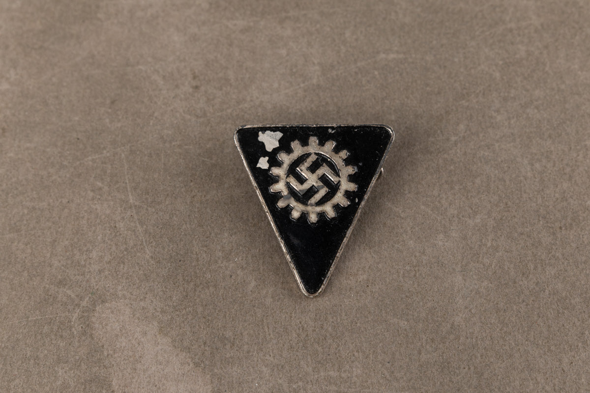 WW2 Tysk DAF Medlemsmærke. Sjælden. Original.