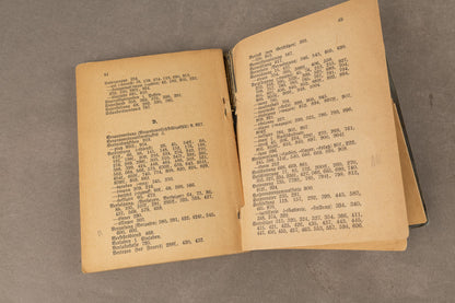 WW1/WW2 Tysk Wehrmacht "Führung und Gefecht der verbundenen Waffen" Lommebog/Uddannelsesbog. Original.