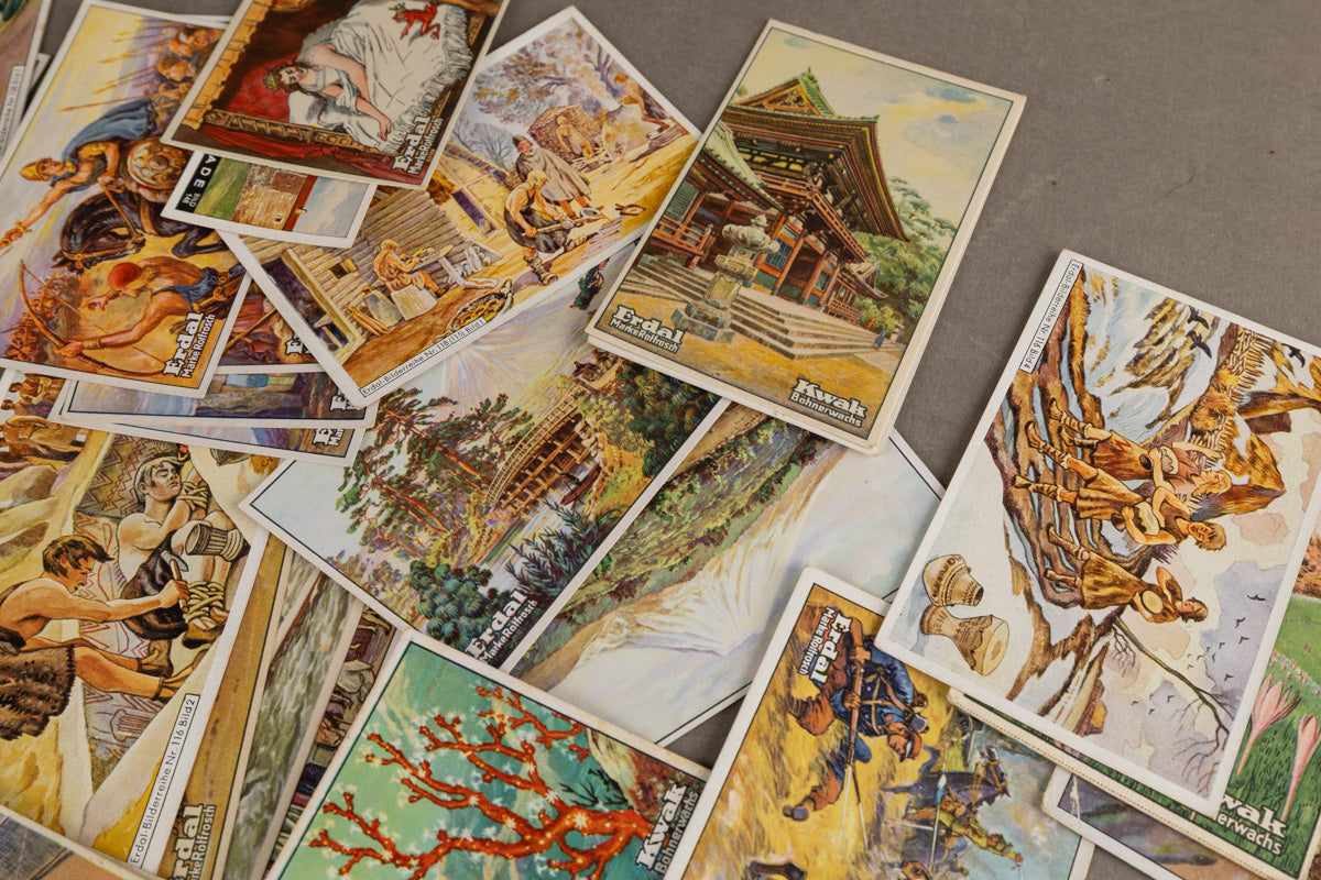 WW2 Tysk Stort Lot med "Cigaretten-Album" Billeder. Original.