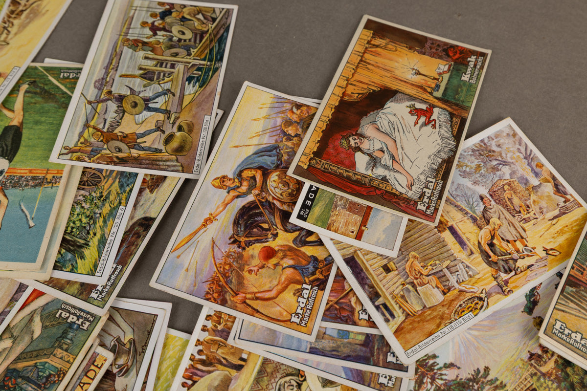 WW2 Tysk Stort Lot med "Cigaretten-Album" Billeder. Original.