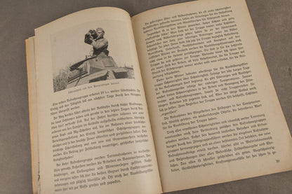 WW2 Tysk Wehrmacht ”Kriegskunst in Wort und Bild” Bog. Original.