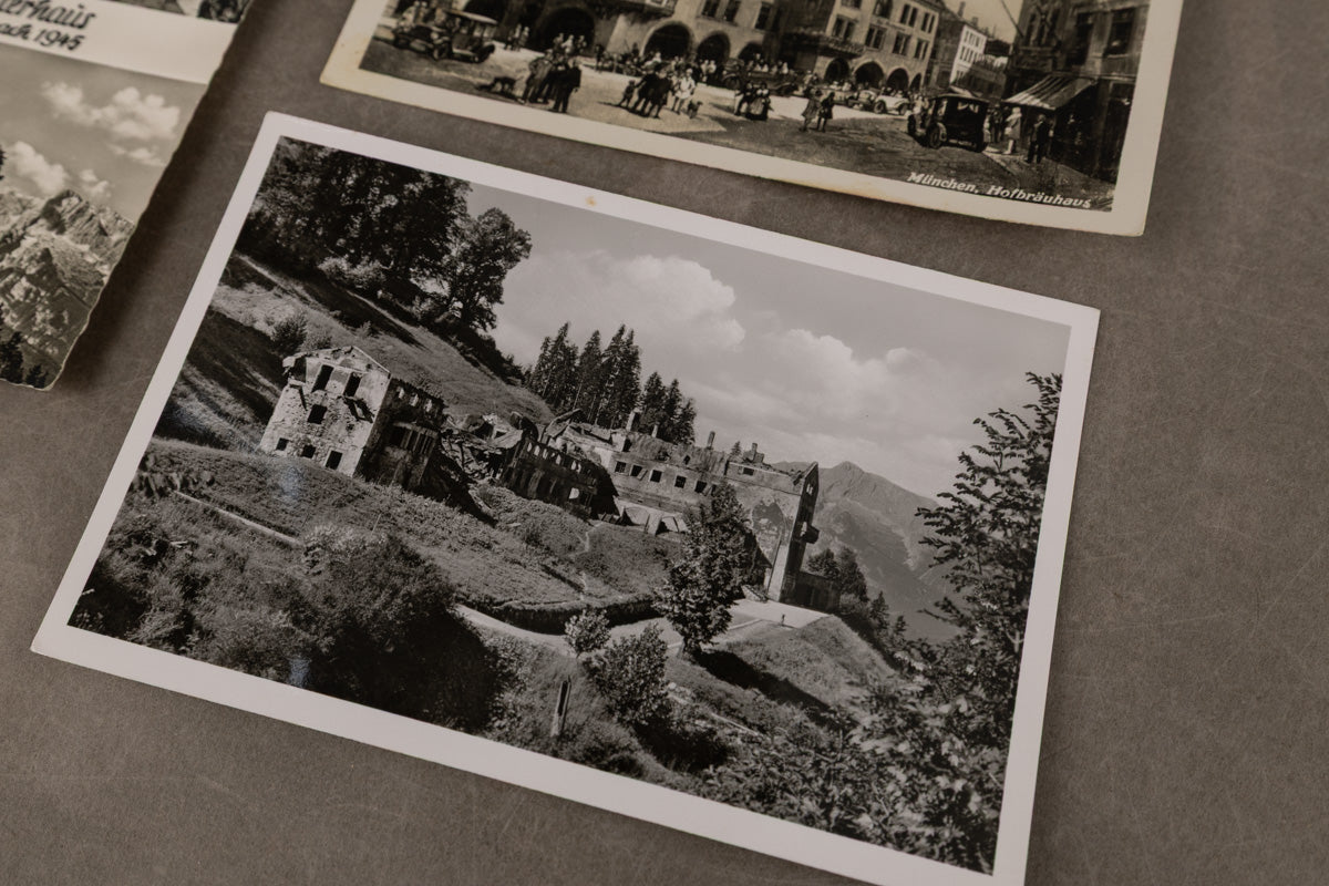 WW2 Tysk Postkort. Et send til Danmark. Original.