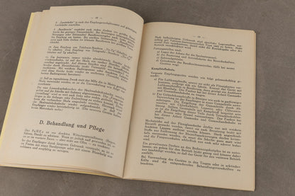 WW2 Tysk Heer Radio Instruktionshæfte "Gerätebeschreibung - Funk-Horch-Empfänger". Original.