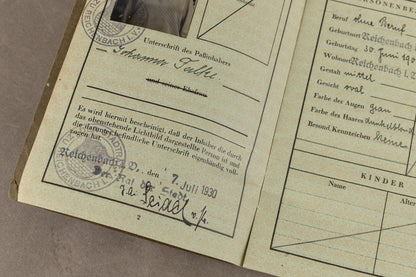 WW2 Tysk "Deutsches Reich Reisepass". Original.