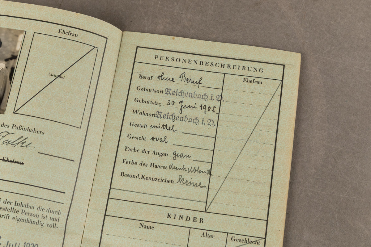 WW2 Tysk "Deutsches Reich Reisepass". Original.
